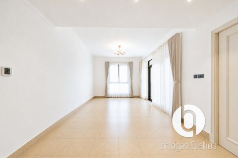 Apartment in Old Town, Dubai 1 bedroom, 90 sq.m. № 134153 - photo 12
