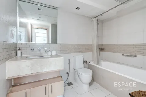 Apartment in Dubai Marina, Dubai 1 bedroom, 74 sq.m. № 122656 - photo 12