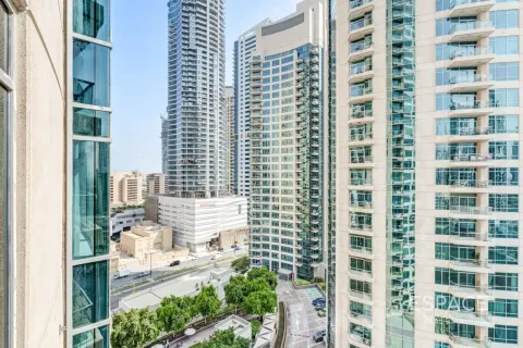 Apartment in Dubai Marina, Dubai 1 bedroom, 74 sq.m. № 122656 - photo 17