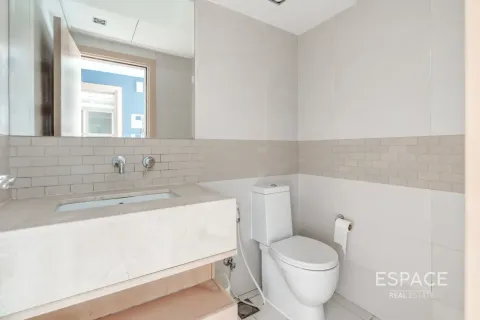 Apartment in Dubai Marina, Dubai 1 bedroom, 74 sq.m. № 122656 - photo 8