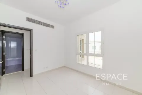 فيلا في Springs 14, The Springs, دبي 3 غرف نوم, 270 م² رقم 122657 - صورة 15