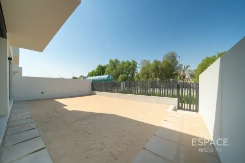 Villa in Jebel Ali, Dubai 4 bedrooms, 286 sq.m. № 122654 - photo 17