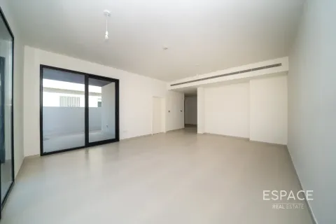 Villa in Jebel Ali, Dubai 4 bedrooms, 286 sq.m. № 122654 - photo 3