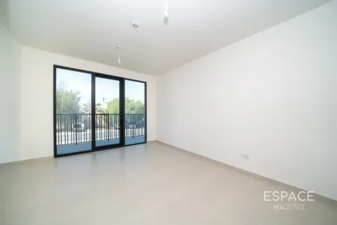 Villa in Jebel Ali, Dubai 4 bedrooms, 286 sq.m. № 122654 - photo 10