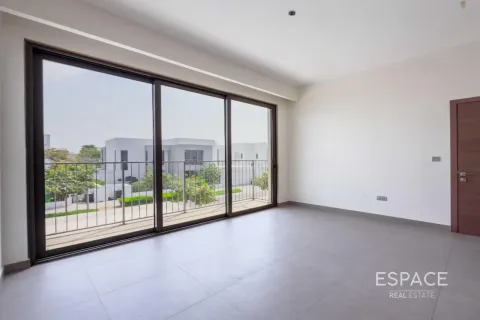 Villa in Dubai Hills Estate, Dubai 4 bedrooms, 292 sq.m. № 122652 - photo 8