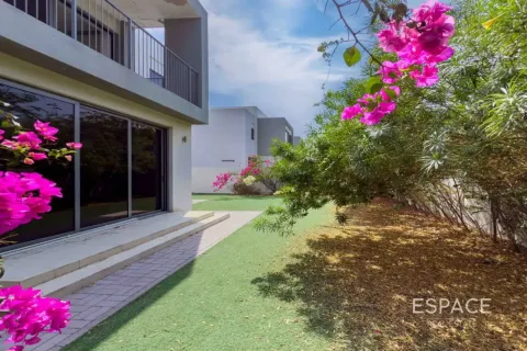 Villa à Dubai Hills Estate, Dubai, 4 chambres, 292 m², № 122652