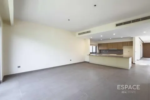 Villa in Dubai Hills Estate, Dubai 4 bedrooms, 292 sq.m. № 122652 - photo 5