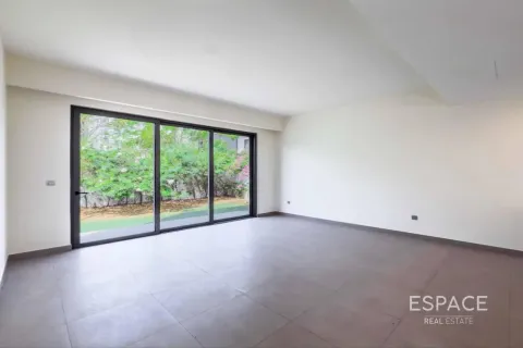 Villa in Dubai Hills Estate, Dubai 4 bedrooms, 292 sq.m. № 122652 - photo 9