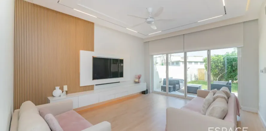 Villa à Springs 15, The Springs, Dubai, 3 chambres, 237 m², № 122653