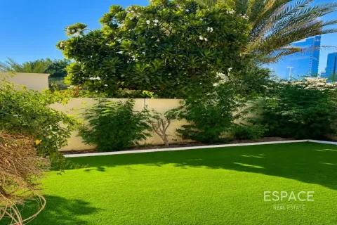 فيلا في Meadows 1, Meadows, دبي 3 غرف نوم, 320 م² رقم 122655 - صورة 8