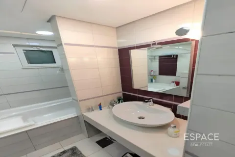 Villa in Al Furjan, Dubai 3 bedrooms, 262 sq.m. № 122650 - photo 12