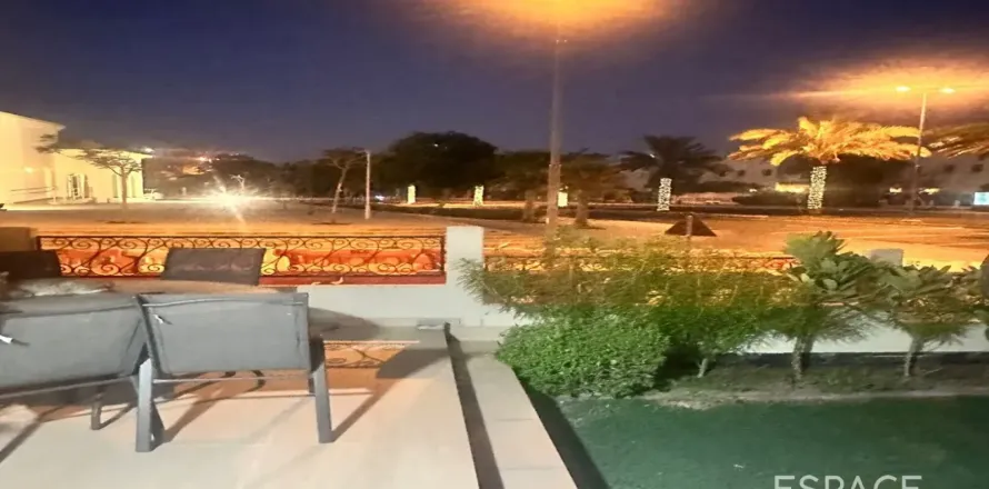 Villa in Al Furjan, Dubai 3 bedrooms, 262 sq.m. № 122650