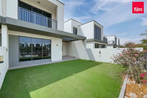 Adosado en Dubai Hills Estate, Dubai, 3 dormitorios, 192.7 m², № 77041 - foto 1