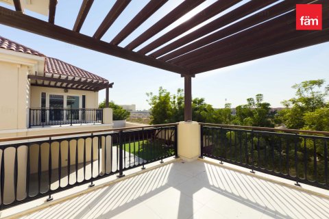 Villa à Dubai, 4 chambres, 384.2 m², № 77043 - photo 20