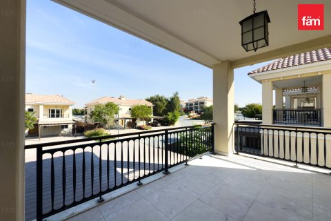 Villa à Dubai, 4 chambres, 384.2 m², № 77043 - photo 21