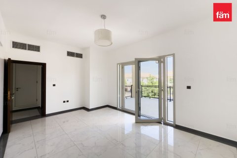 Villa à Dubai, 4 chambres, 384.2 m², № 77043 - photo 10