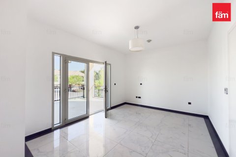 Villa à Dubai, 4 chambres, 384.2 m², № 77043 - photo 11