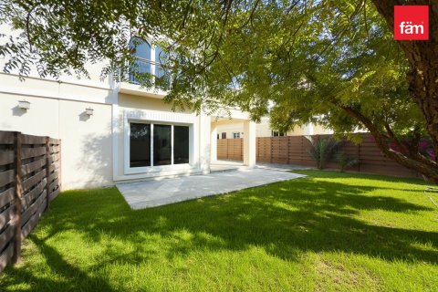 Villa à Dubai, 4 chambres, 384.2 m², № 77043 - photo 25