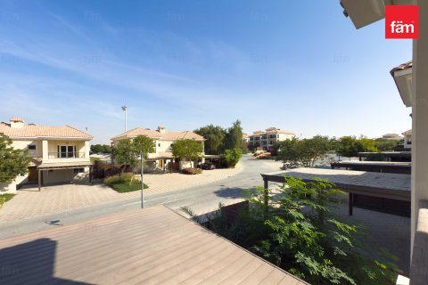 Villa à Dubai, 4 chambres, 384.2 m², № 77043 - photo 28