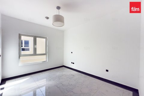 Villa à Dubai, 4 chambres, 384.2 m², № 77043 - photo 16