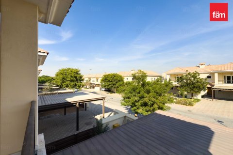 Villa à Dubai, 4 chambres, 384.2 m², № 77043 - photo 27