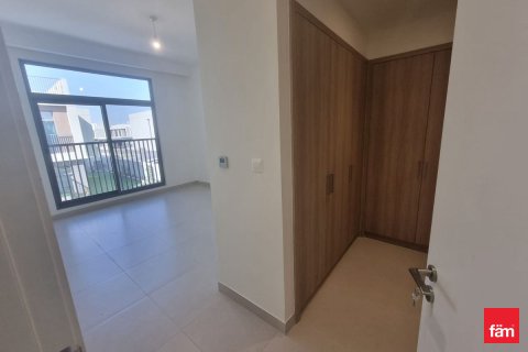 Villa à Dubai, 4 chambres, 323.6 m², № 77037 - photo 12
