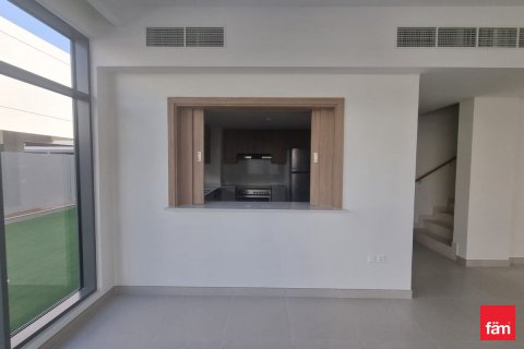 Villa à Dubai, 4 chambres, 323.6 m², № 77037 - photo 5