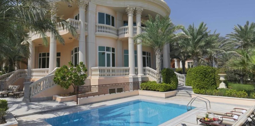 Villa en Palm Jumeirah, Dubai, 4 dormitorios, 1343.7 m², № 4445