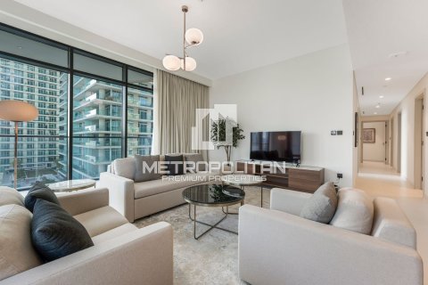 Apartment in EMAAR Beachfront, Dubai Harbour, Dubai 3 bedrooms, 158 sq.m. № 4436 - photo 4