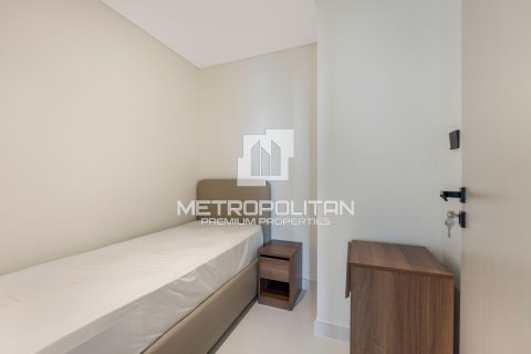 Apartment in EMAAR Beachfront, Dubai Harbour, Dubai 3 bedrooms, 158 sq.m. № 4436 - photo 15