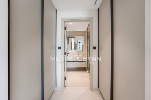 Apartment in EMAAR Beachfront, Dubai Harbour, Dubai 3 bedrooms, 158 sq.m. № 4436 - photo 16