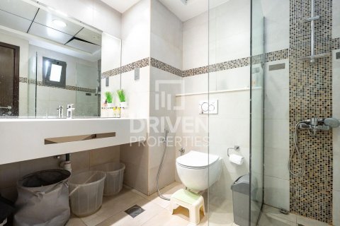 Villa in District 15, Jumeirah Village Circle, Dubai 4 bedrooms, 293.48 sq.m. № 135361 - photo 8