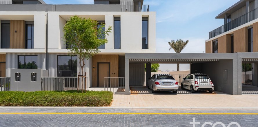 Вилла в Arabian Ranches 3, Дубай, 4 спальни, 287.07м², № 119855