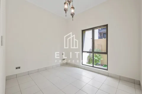 Apartment in Reehan, Old Town, Dubai 2 bedrooms, 282 sq.m. № 121335 - photo 4