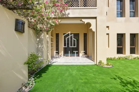 Apartment in Reehan, Old Town, Dubai 2 bedrooms, 282 sq.m. № 121335 - photo 23