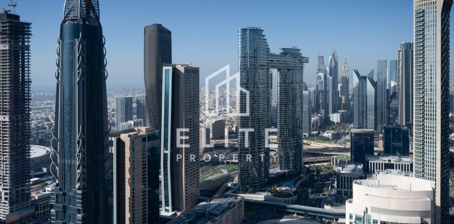 Appartement à Dubai, 2 chambres, 93 m², № 121337