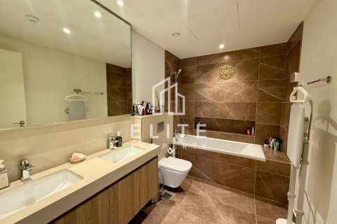 Appartement à Zabeel, Dubai, 3 chambres, 159 m², № 121340 - photo 24