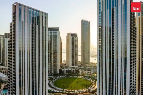 Apartment in Dubai 4 bedrooms, 149 sq.m. № 123917 - photo 2