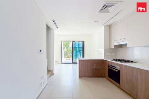Townhouse in Tilal Al Ghaf, Dubai 3 bedrooms, 140.4 sq.m. № 123916 - photo 16