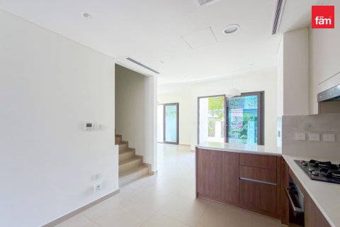 Townhouse in Tilal Al Ghaf, Dubai 3 bedrooms, 140.4 sq.m. № 123916 - photo 19