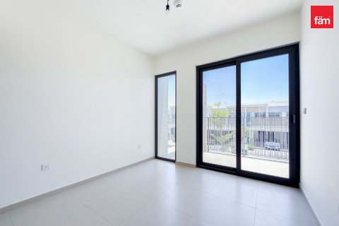 Townhouse in Tilal Al Ghaf, Dubai 3 bedrooms, 140.4 sq.m. № 123916 - photo 2