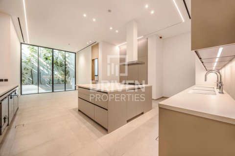 Villa en Umm Al Sheif Villas, Umm Al Sheif, Dubai, 6 dormitorios, 1393.55 m², № 140279 - foto 14