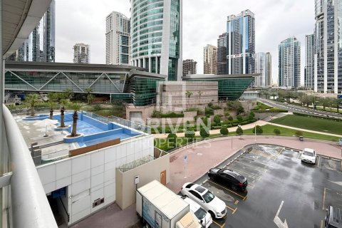 Apartamento en Jumeirah Lake Towers, Dubai, 1 dormitorio, 69.96 m², № 140277