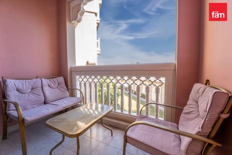 Снять в аренду квартиру в Пальме Джумейре, Дубай: 1 спальня, 102.3м², № 90523 - фото 3