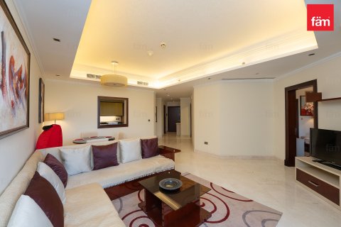 Снять в аренду квартиру в Пальме Джумейре, Дубай: 1 спальня, 102.3м², № 90523 - фото 13