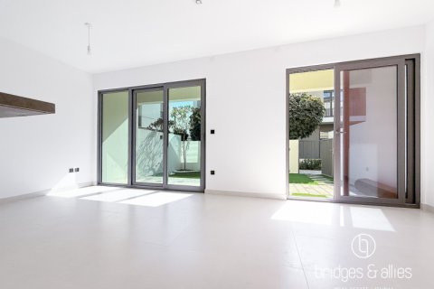 Villa in Tilal Al Ghaf, Dubai 3 bedrooms, 144 sq.m. № 78045 - photo 19