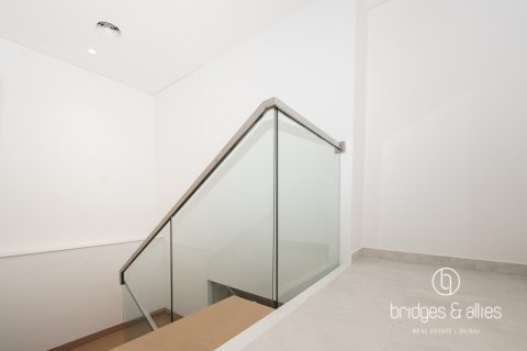 Apartment in Jumeirah Village Triangle, Dubai 2 bedrooms, 137 sq.m. № 78043 - photo 6