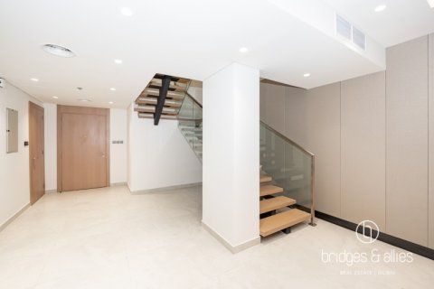 Apartment in Jumeirah Village Triangle, Dubai 2 bedrooms, 137 sq.m. № 78043 - photo 5