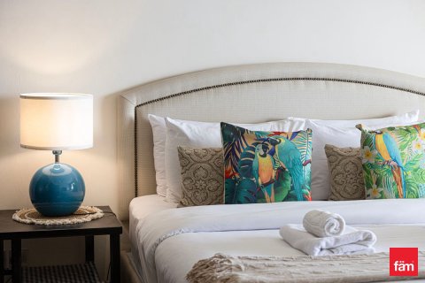 Apartment in Palm Jumeirah, Dubai 1 bedroom, 107.6 sq.m. № 100264 - photo 5