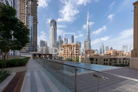 Apartment in Bellevue Towers, Downtown Dubai (Downtown Burj Dubai), Dubai 2 bedrooms, 120.03 sq.m. № 140830 - photo 18